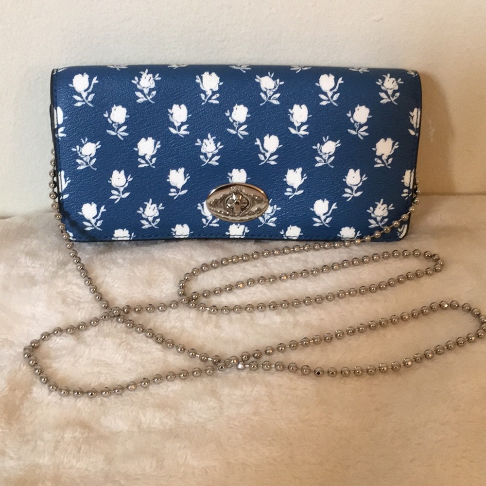 Coach women’s wallet